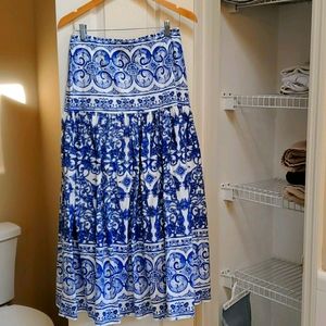 2 of 2 Women's Skirt Set